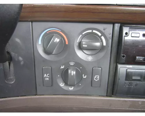 VOLVO VNM TEMPERATURE CONTROL