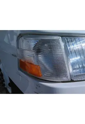 VOLVO VNM TURN SIGNAL LIGHT