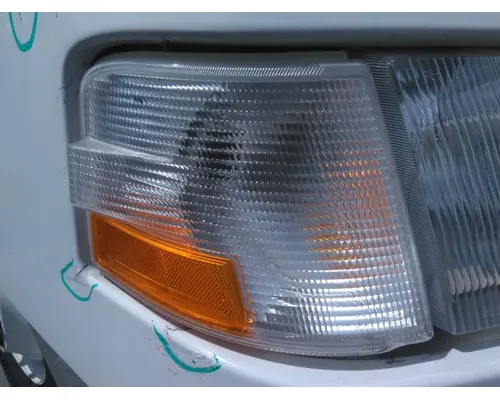 VOLVO VNM TURN SIGNAL LIGHT