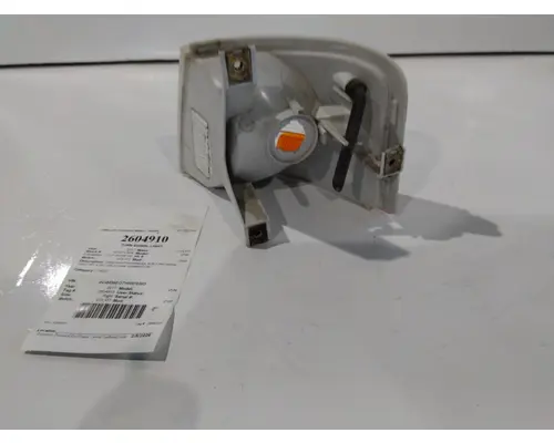 VOLVO VNM TURN SIGNAL LIGHT