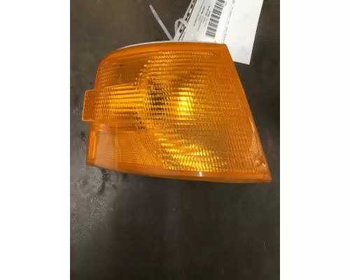 VOLVO VNM TURN SIGNAL LIGHT