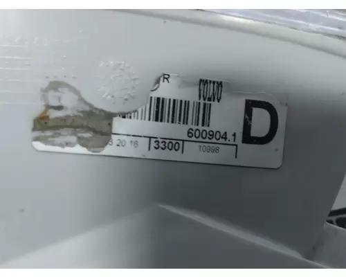 VOLVO VNM TURN SIGNAL LIGHT