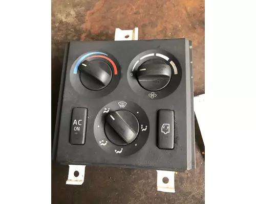 VOLVO VNM Temperature Control