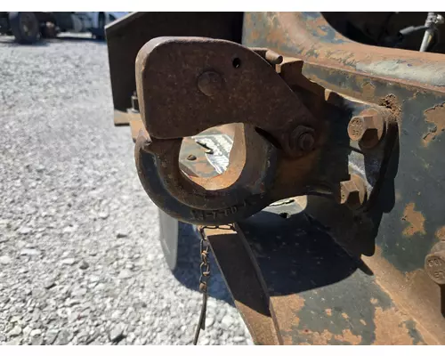 VOLVO VNM Trailer Hitch