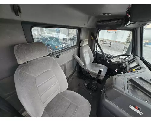 VOLVO VNM Vehicle For Sale