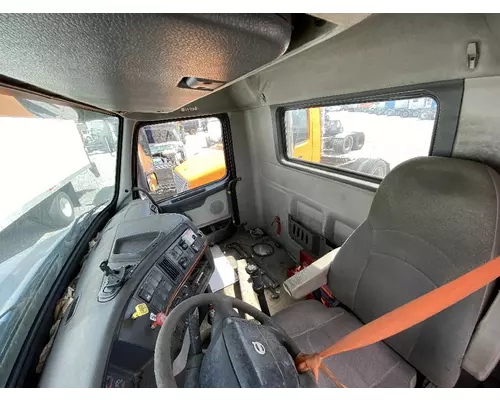 VOLVO VNM Vehicle For Sale