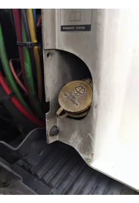 VOLVO VNM WINDSHIELD WASHER RESERVOIR