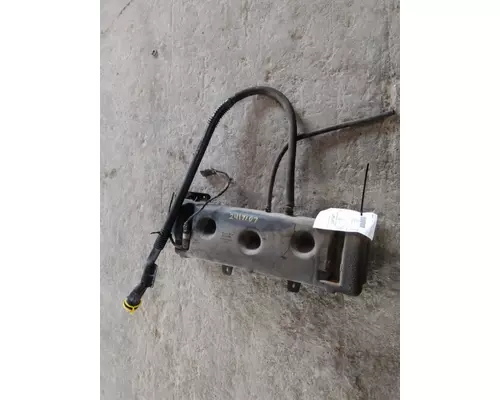 VOLVO VNM WINDSHIELD WASHER RESERVOIR