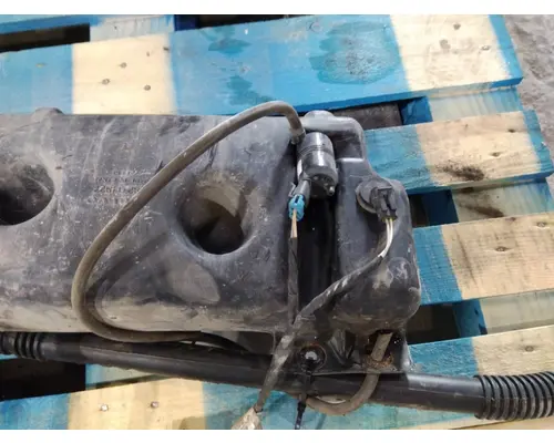 VOLVO VNM WINDSHIELD WASHER RESERVOIR