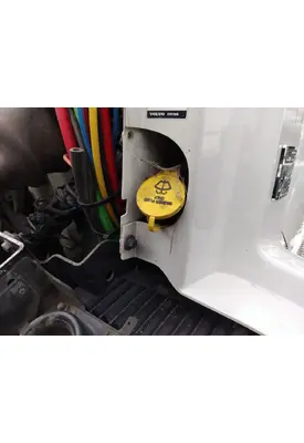 VOLVO VNM WINDSHIELD WASHER RESERVOIR