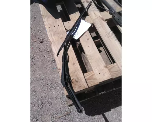 VOLVO VNM WINDSHIELD WIPER ARM