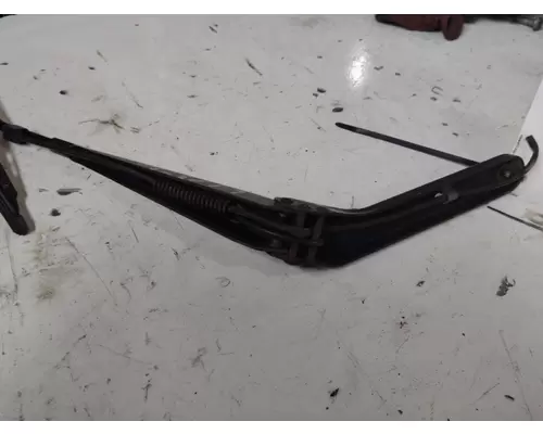VOLVO VNM WINDSHIELD WIPER ARM