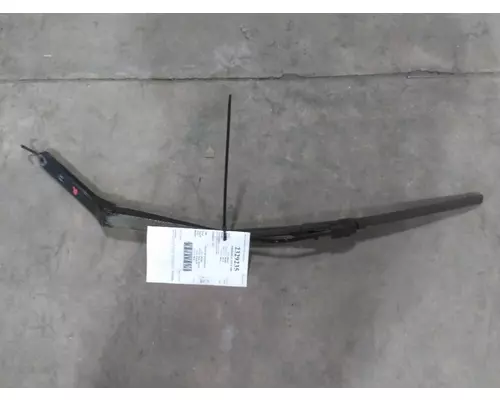 VOLVO VNM WINDSHIELD WIPER ARM