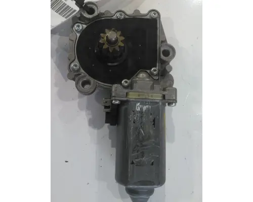 VOLVO VNM WINDSHIELD WIPER MOTOR