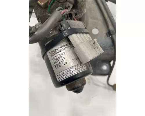 VOLVO VNM Wiper Transmission