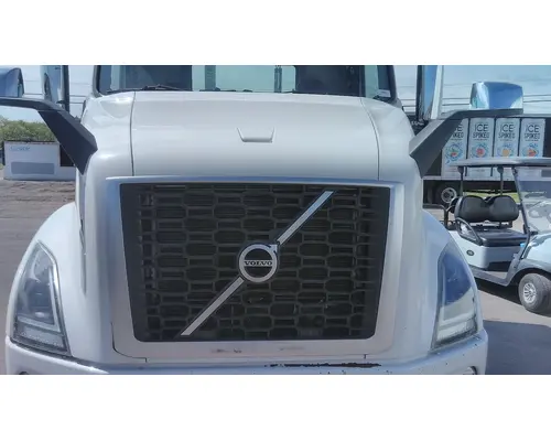 VOLVO VNR 2018-2025 HOOD