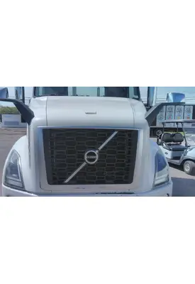 VOLVO VNR 2018-2025 HOOD