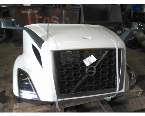 VOLVO VNR 2018-2025 HOOD