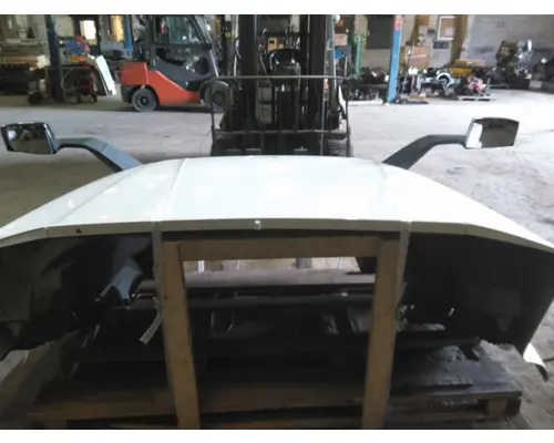 VOLVO VNR 2018-2025 HOOD