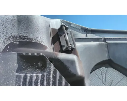 VOLVO VNR 2018-2025 HOOD
