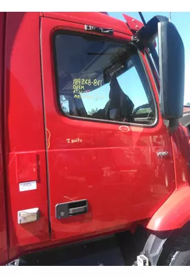 VOLVO VNR 2018-2026 DOOR ASSEMBLY, FRONT