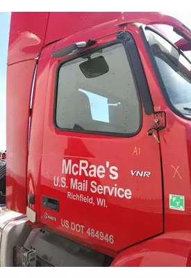 VOLVO VNR 2018-2026 DOOR ASSEMBLY, FRONT