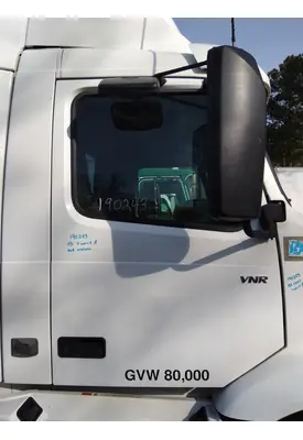 VOLVO VNR 2018-2026 DOOR ASSEMBLY, FRONT