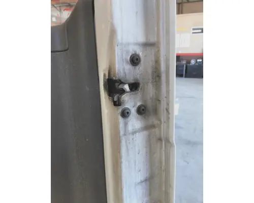 VOLVO VNR 2018-2026 DOOR ASSEMBLY, FRONT