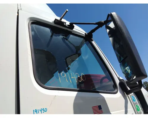 VOLVO VNR 2018-2026 DOOR ASSEMBLY, FRONT