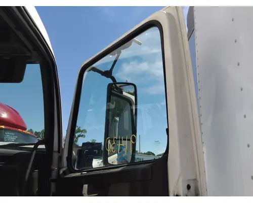 VOLVO VNR 2018-2026 DOOR ASSEMBLY, FRONT