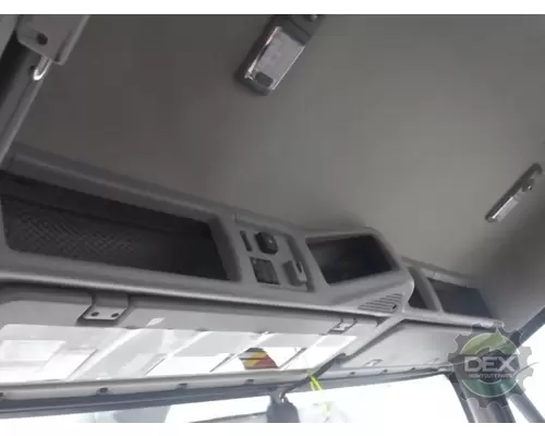 VOLVO VNR300 Cab