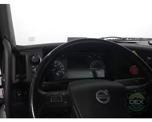 VOLVO VNR300 Cab