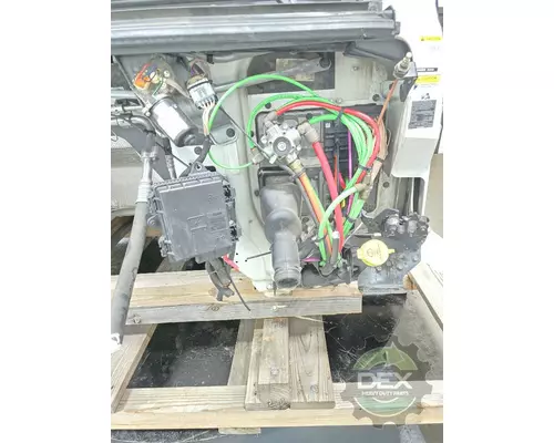 VOLVO VNR300 Cab