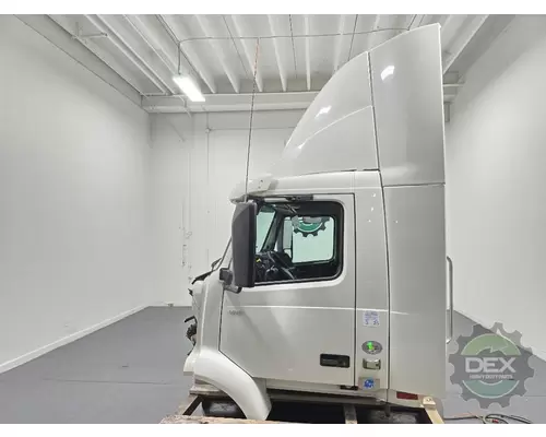 VOLVO VNR300 Cab