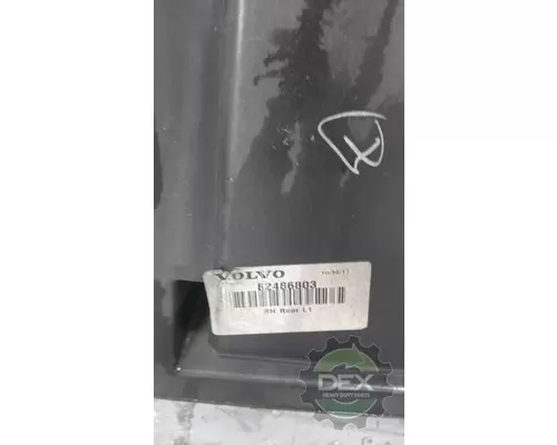 VOLVO VNR640 1644 bulb socket