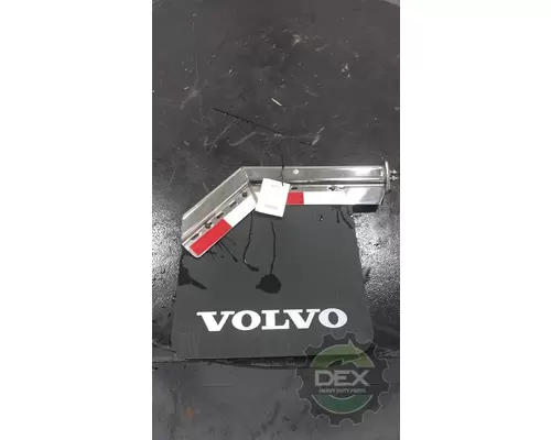 VOLVO VNR640 8261 rear mudguard