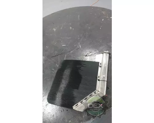VOLVO VNR640 8261 rear mudguard