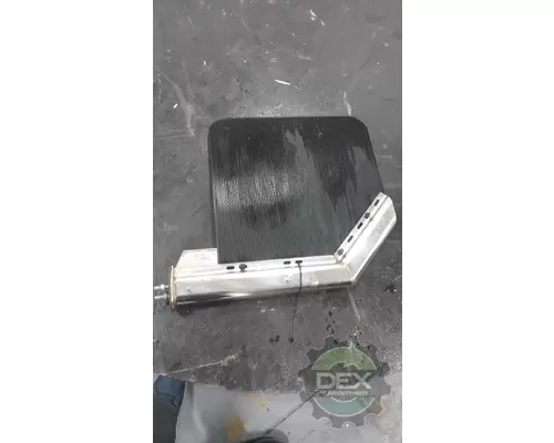 VOLVO VNR640 8261 rear mudguard