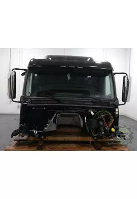 VOLVO VNR640 Cab