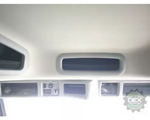 VOLVO VNR640 Cab