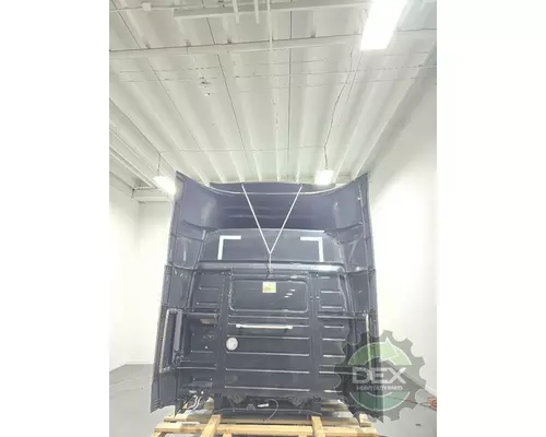 VOLVO VNR640 Cab