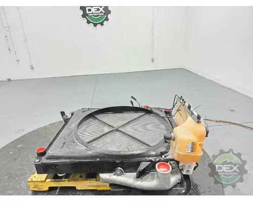 VOLVO VNR660 Radiator