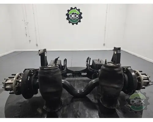 VOLVO VNR 6562 trailing wheel axle