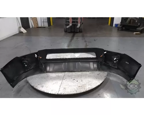 VOLVO VNR 8611 bumper, front