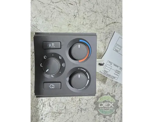 VOLVO VNR 8715 automatic climate control