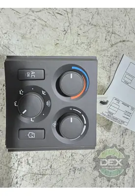 VOLVO VNR 8715 automatic climate control