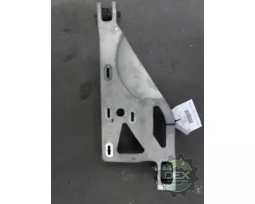 VOLVO VNR 8917 attachment parts, chassis fairings