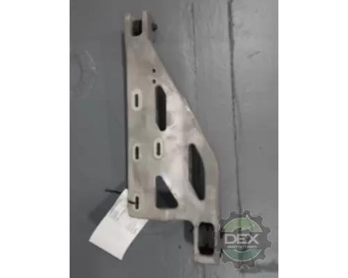 VOLVO VNR 8917 attachment parts, chassis fairings