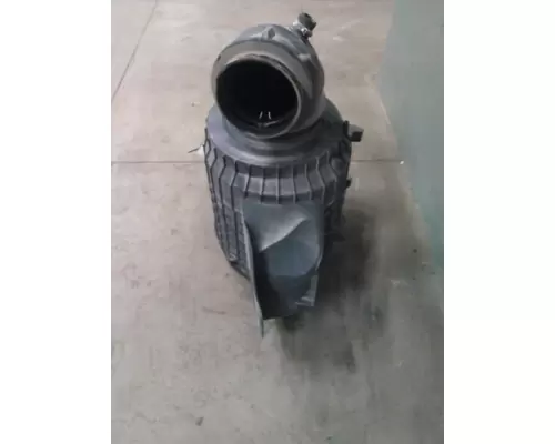 VOLVO VNR AIR CLEANER