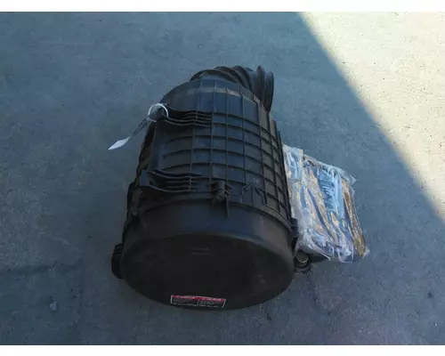 VOLVO VNR AIR CLEANER